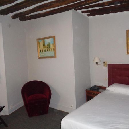 Hotel Les Degres De Notre Dame Paris Exterior photo
