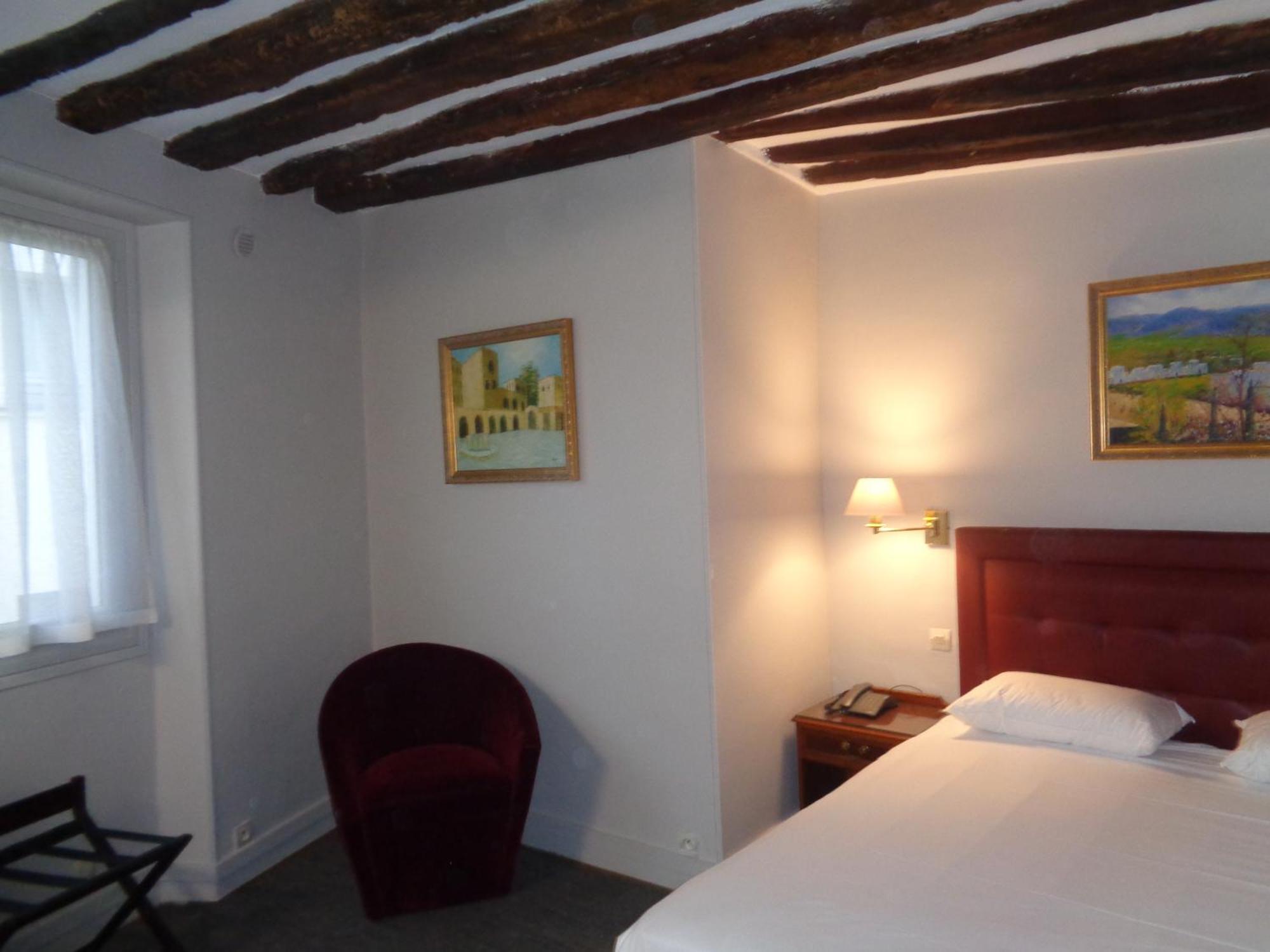Hotel Les Degres De Notre Dame Paris Exterior photo