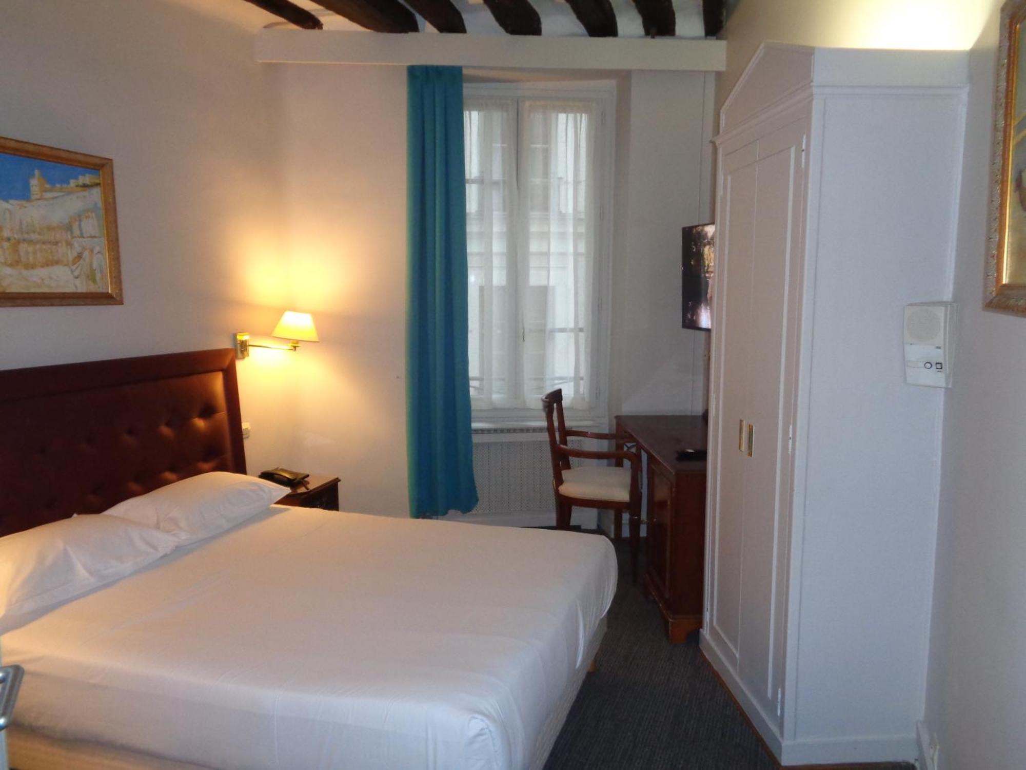 Hotel Les Degres De Notre Dame Paris Exterior photo